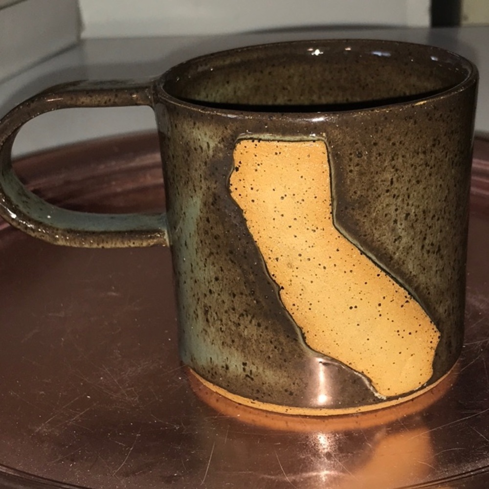 Fire & Mud California Mug Brown W/ State of California Raised on Pottery